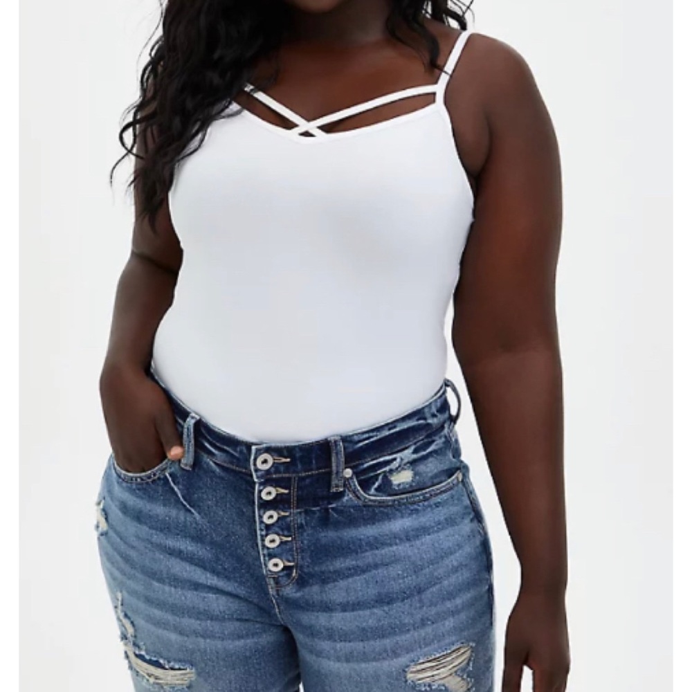 🆕 White Crisscross Foxy Cami Top 3X 22 24 Torrid
